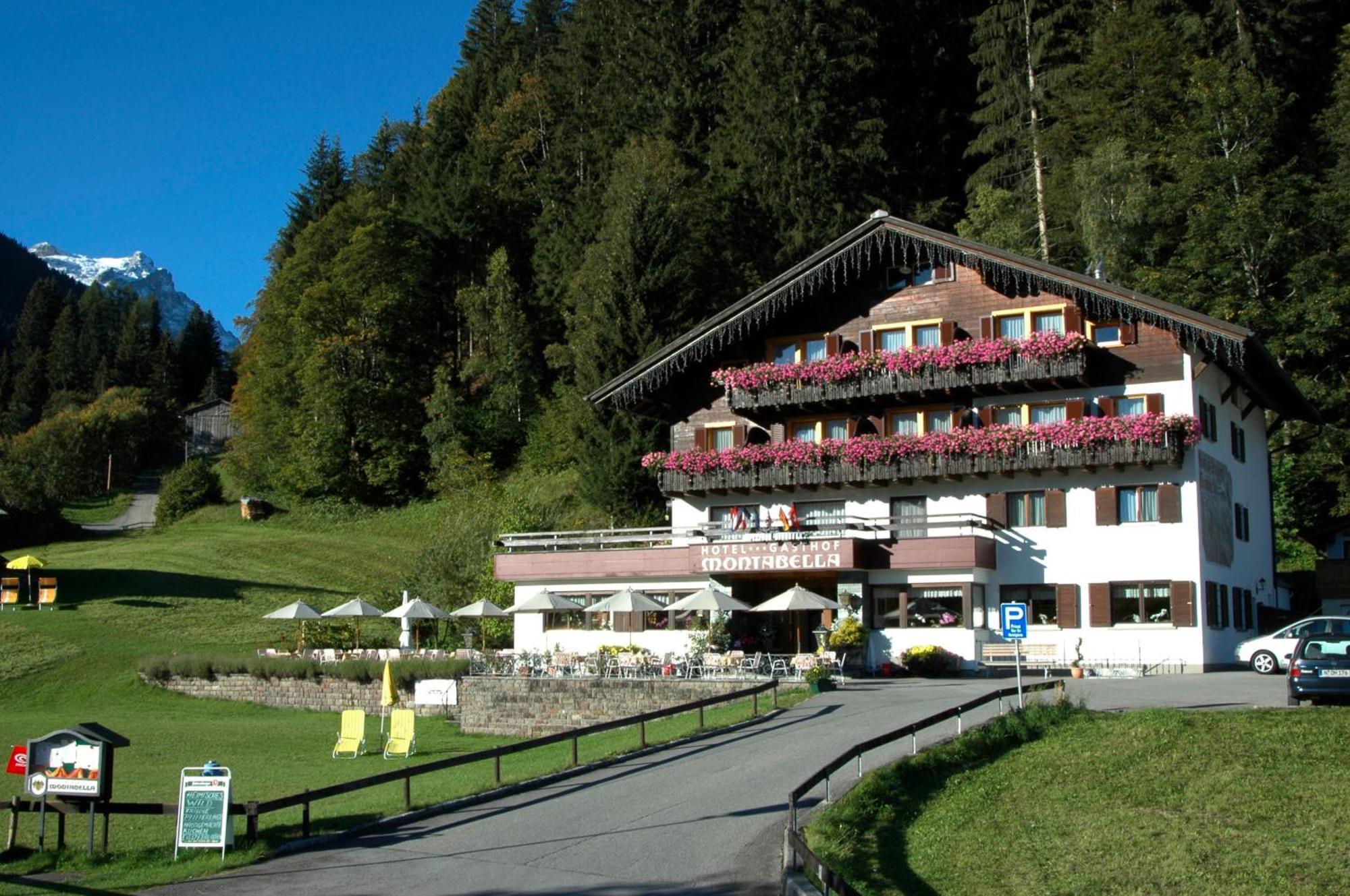 Hotel Montabella Schruns Eksteriør bilde